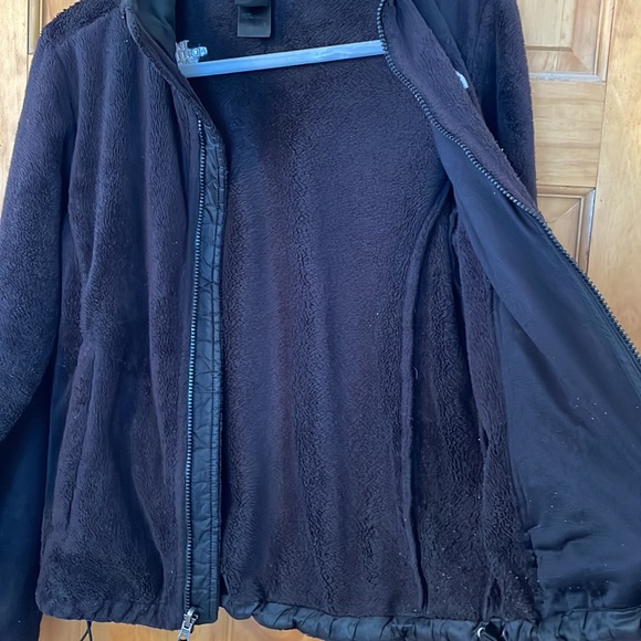 Women’s The North Face Fleece Jacket - Picture 4 of 7